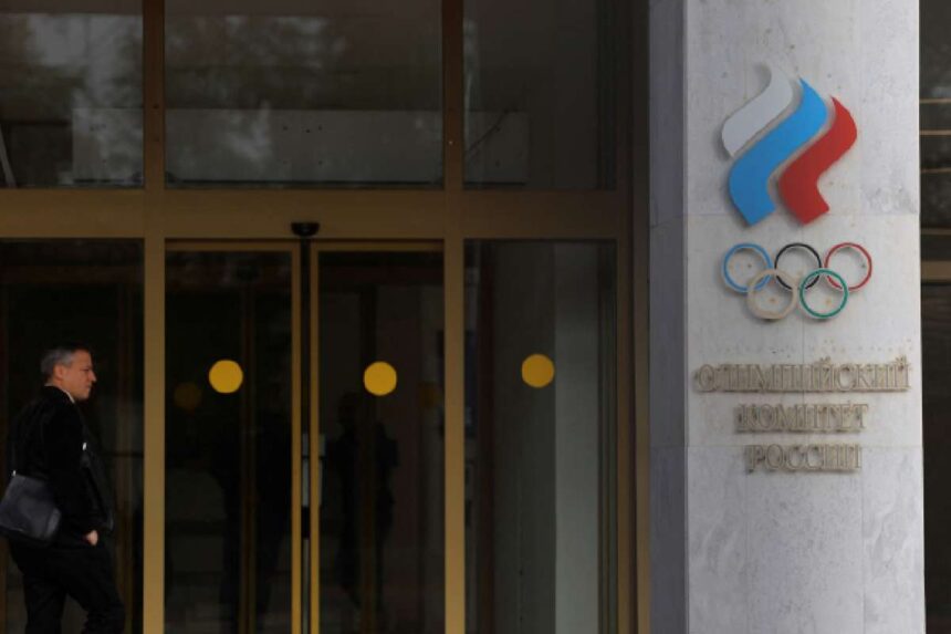 Az IOC ideiglenesen felfuggeszti a 2023 ban kezdodott tilalmat az Orosz Olimpiai Bizottsaggal szemben