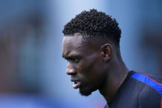 Folarin Balogun Az UEFA duhos a FIFA dontesere