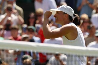 Iga Swiatek legyzi Karolina Pliskovt a Wimbledon msodik forduljban