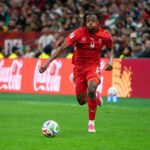 Johan Manzambi a svajci vilagbajnoki tehetseg atigazol az Aston Villahoz a Freiburgtol