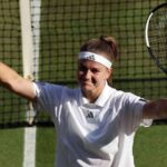 Karolina Muchova mesteri teljesitmennyel legyozni Naomi Osakat es bejut a wimbledoni elodontobe