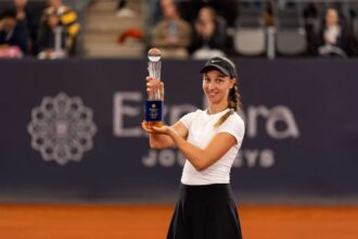 Korpatsch legyozi Bondart igy megszerzi masodik WTA cimet hazai palyan Hamburgban