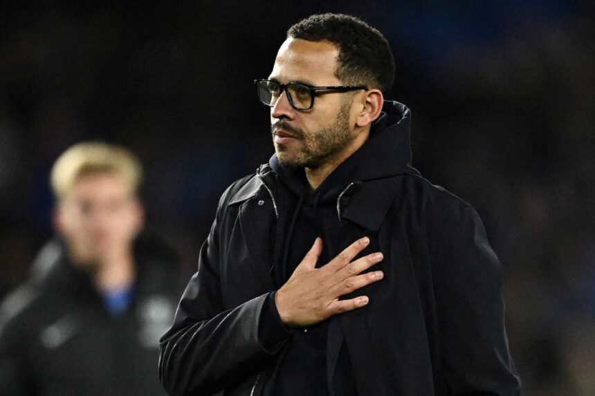 Liam Rosenior t a Paris FC 2028 ig neveztk ki