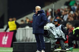 Marseille Bruno Genesio t nevezi ki vezeetoedzove Habib Beye remalomszeru idoszakat kovetoen