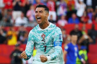 Ronaldo elso kiesesi goljat lotte mivel Portugalia keso i forditassal bucsuztatta Horvatorszagot
