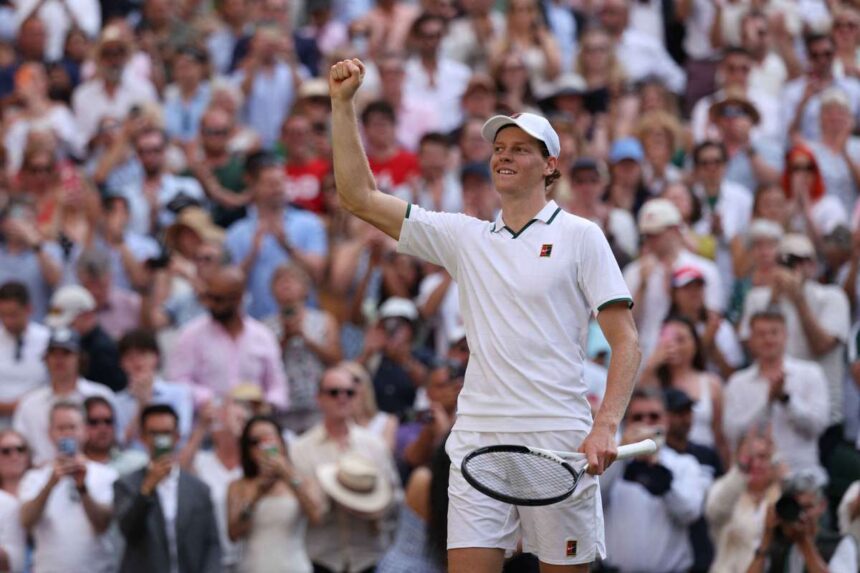 Sinner fantasztikus teljesitmennye gyozte le Djokovicsot es jutott be a Wimbledon dontobe