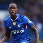 A Como oteves szerzodest kotott Chalobah val a Chelsea angol vedojevel