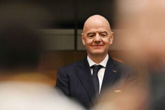A FIFA szerint a magas rangu vezetek megerositettek teljes tamogatasukat Infantino irat a rendkivuli talalkozon