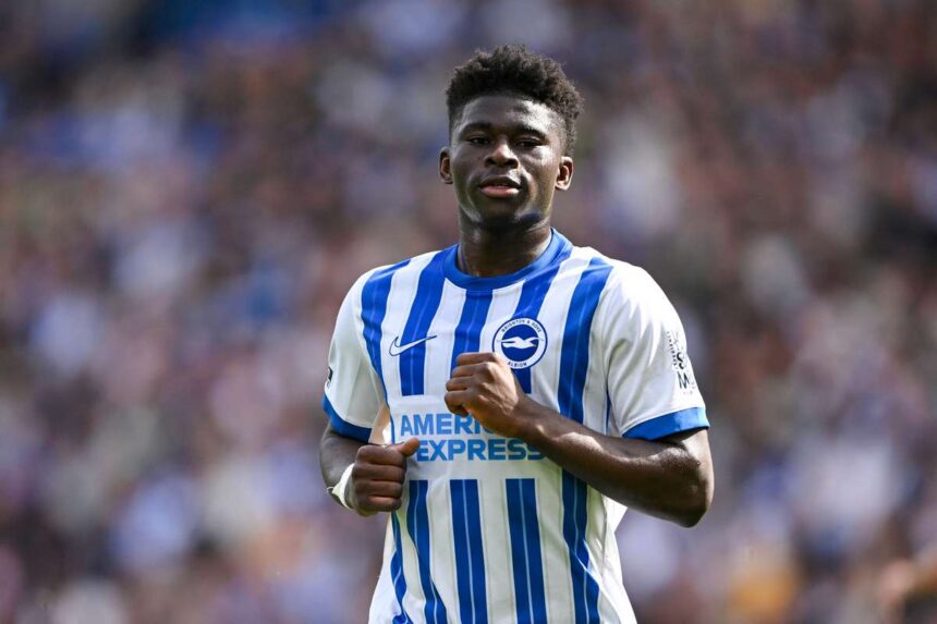 A Manchester United leigazta a Brighton kozeppalyast Carlos Balebat
