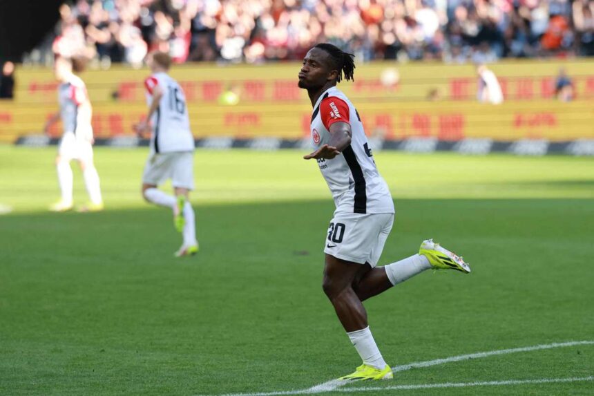 A korabbi Chelsea csatar Michy Batshuayi ingyenes atigazolassal csatlakozott az Abha szaudi csapathoz