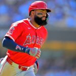 Angyalok elcserelik a slugger Jo Adellt a Cleveland Guardians ra Jacob Cozart ert