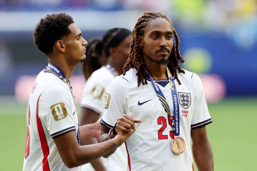 Az Inter Milan ot evre leigazolta Djed Spence t a Tottenhambol