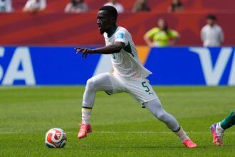 Az egykori Everton kozeppalyasa Idrissa Gueye csatlakozott a szaud arabiai Diriyah csapatahoz