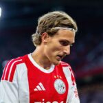 Az ugynok megerositette hogy Mika Godts tavolletenek nincs koze a PSG vel folytatott targyalasokhoz