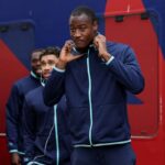 Everton csatar Martin Sherif et buntette meg az FA a fogadasi szabalyok megsertese miatt