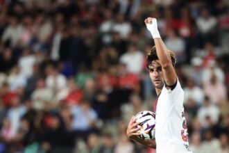 Ferran Torres debutalo golt szerez hogy pontot ment a PSG nek a Rennes ellen a Ligue 1 ben