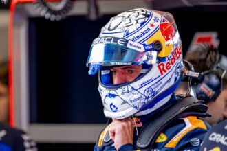 Max Verstappen bukik az utolso Holland Nagydijrol az elso korben