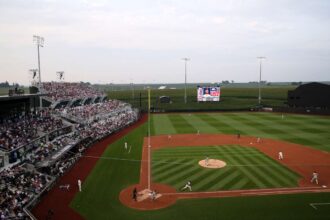 Philadelphia Phillies legyozte a Minnesota Twins t az Almok Mezejen merktzesen Iowaban